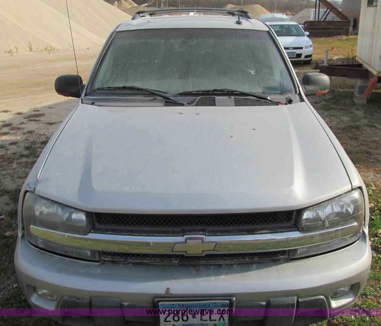 image for item K6389 2004 Chevrolet TrailBlazer LT SUV