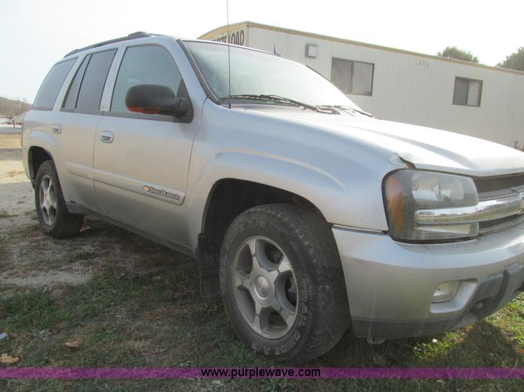 image for item K6389 2004 Chevrolet TrailBlazer LT SUV