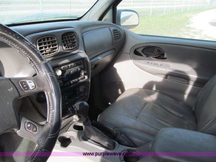 image for item K6389 2004 Chevrolet TrailBlazer LT SUV