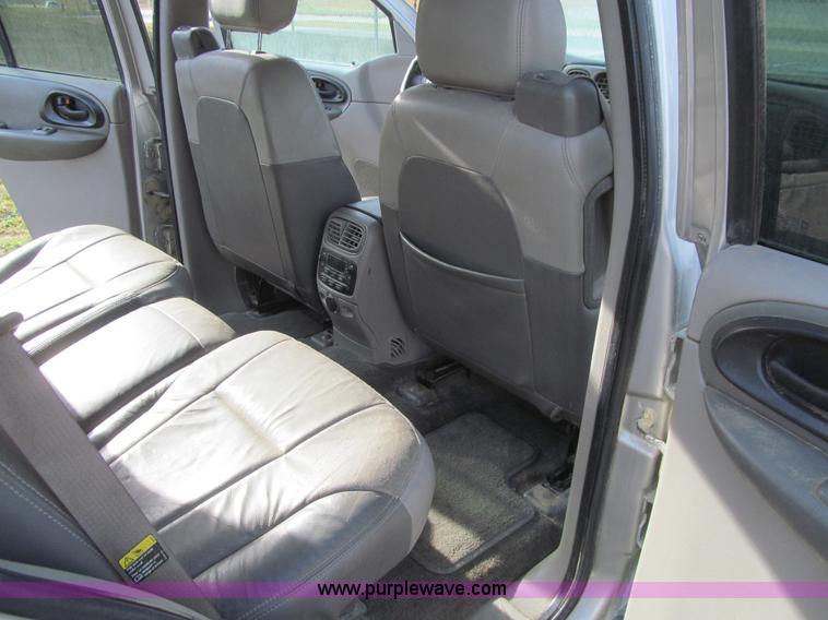 image for item K6389 2004 Chevrolet TrailBlazer LT SUV