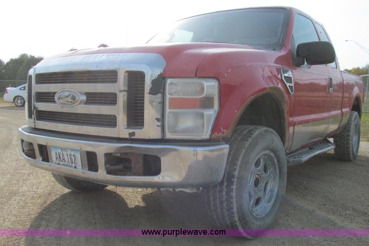 image for item K6390 2008 Ford F250 Super Duty XLT SuperCab pickup truck