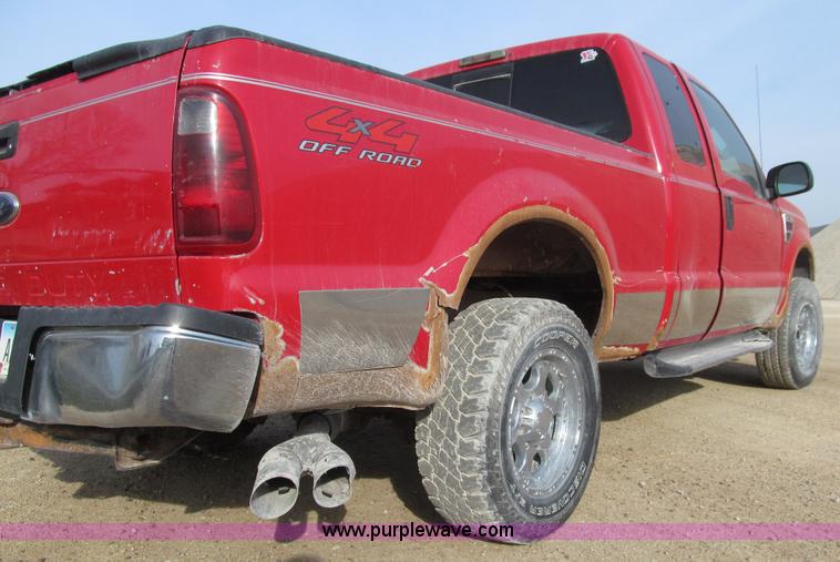 image for item K6390 2008 Ford F250 Super Duty XLT SuperCab pickup truck