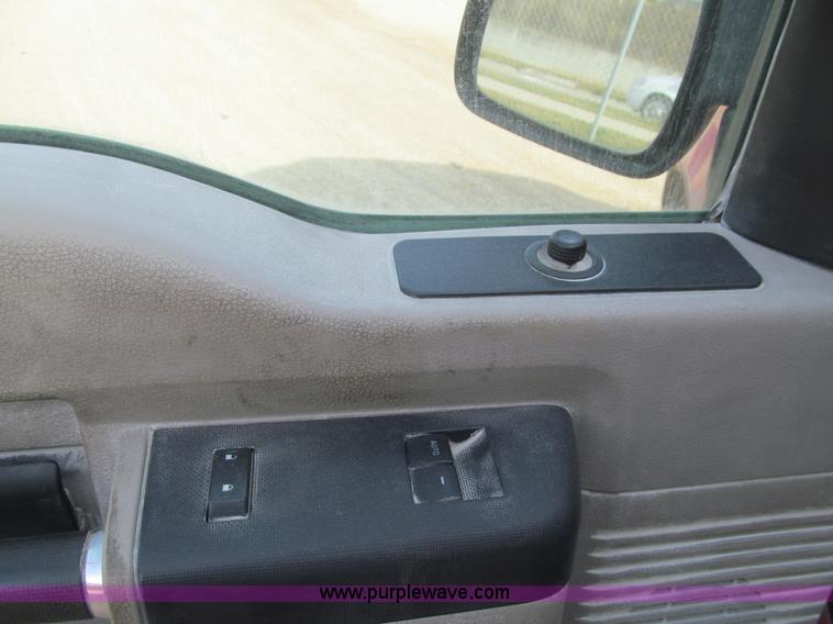 image for item K6390 2008 Ford F250 Super Duty XLT SuperCab pickup truck