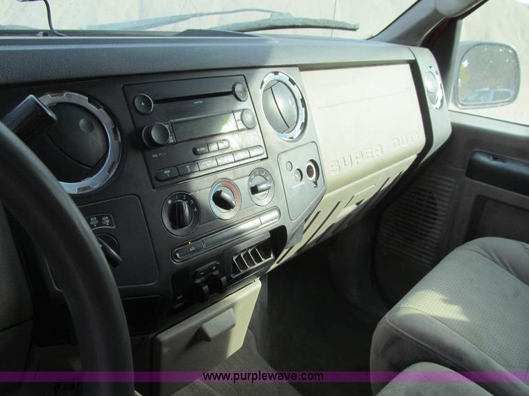 image for item K6390 2008 Ford F250 Super Duty XLT SuperCab pickup truck