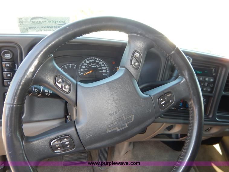 image for item L3508 2005 Chevrolet Tahoe SUV