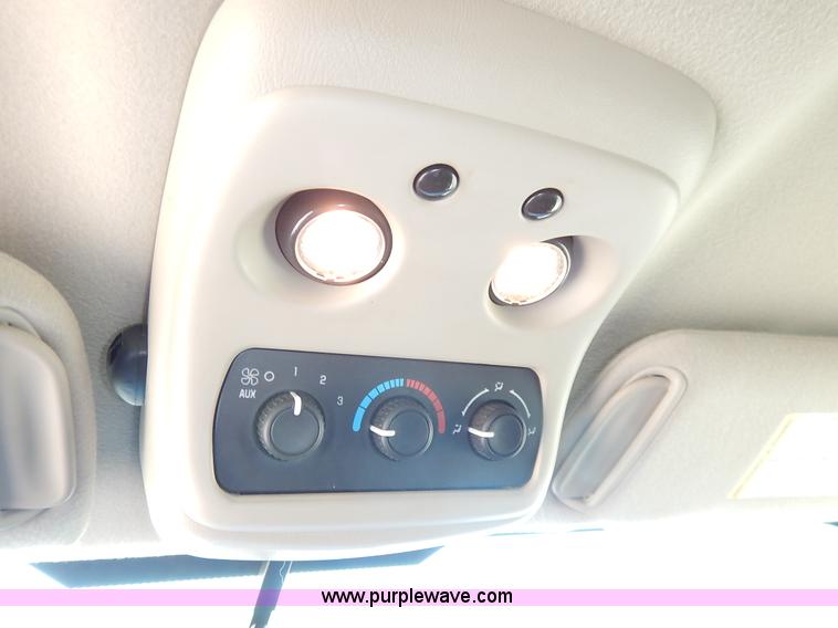 image for item L3508 2005 Chevrolet Tahoe SUV