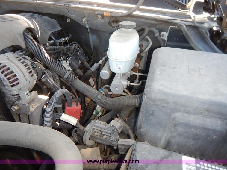 image for item L3508 2005 Chevrolet Tahoe SUV