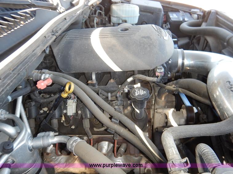 image for item L3508 2005 Chevrolet Tahoe SUV