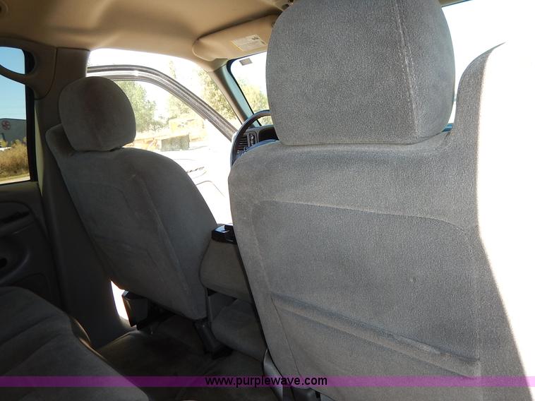 image for item L3508 2005 Chevrolet Tahoe SUV