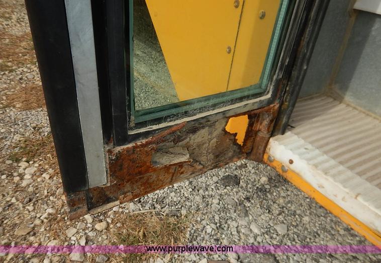 image for item L3529 2004 Blue Bird Vision school bus