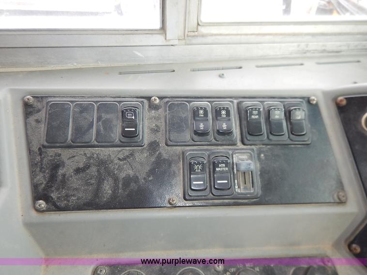 image for item L3529 2004 Blue Bird Vision school bus