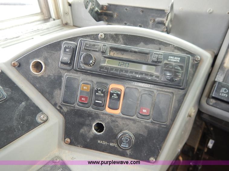 image for item L3529 2004 Blue Bird Vision school bus