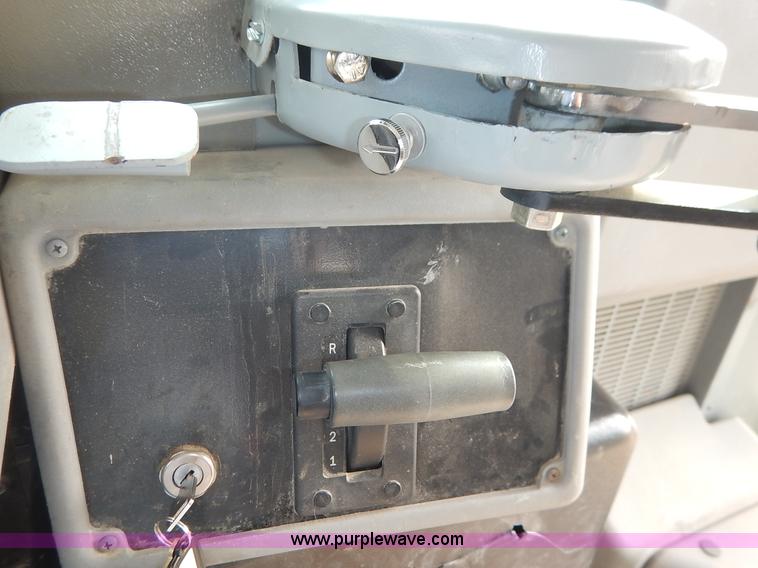 image for item L3529 2004 Blue Bird Vision school bus