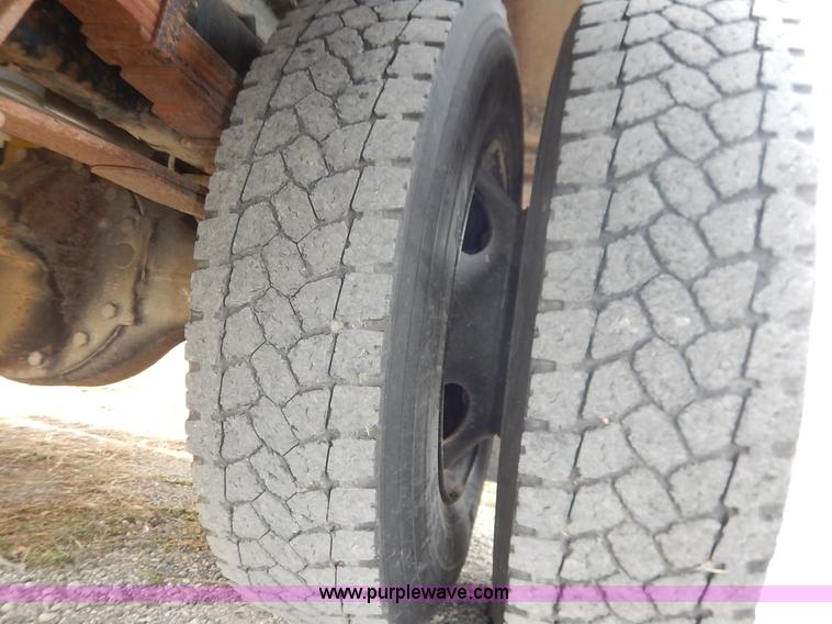 image for item L3529 2004 Blue Bird Vision school bus