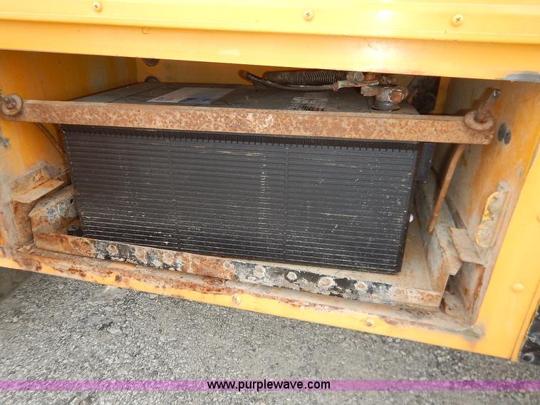 image for item L3529 2004 Blue Bird Vision school bus