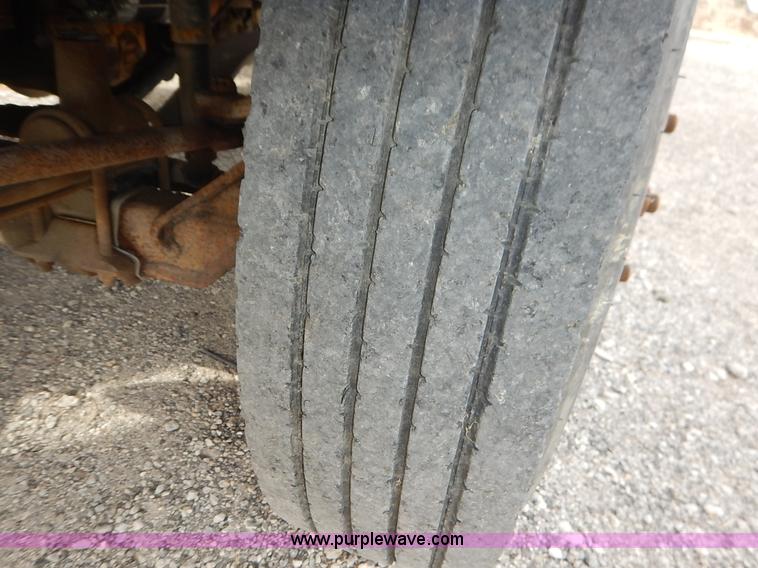 image for item L3529 2004 Blue Bird Vision school bus