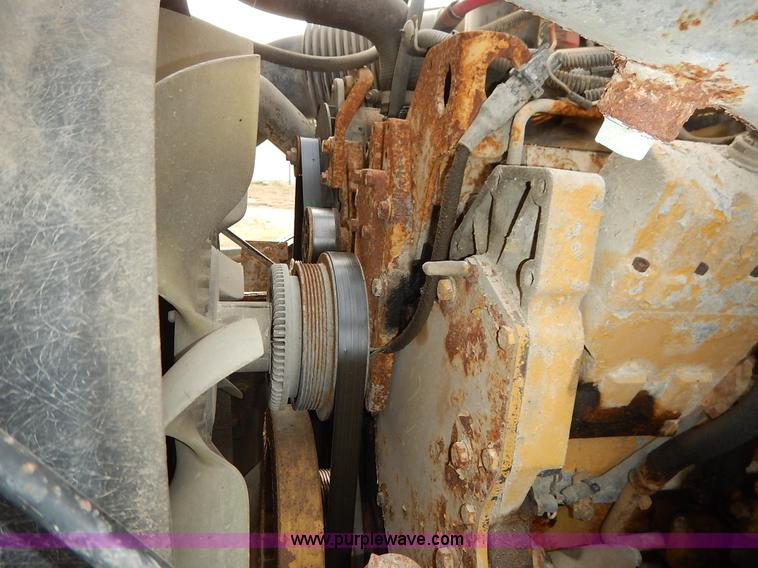 image for item L3529 2004 Blue Bird Vision school bus