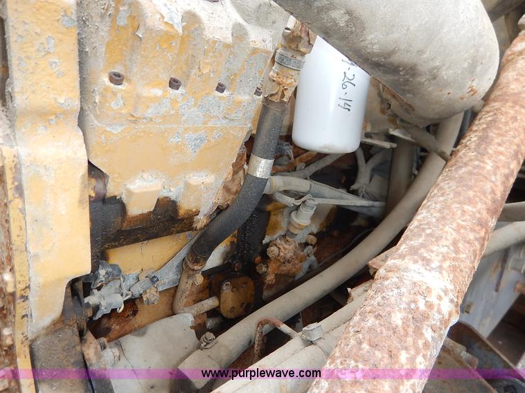 image for item L3529 2004 Blue Bird Vision school bus