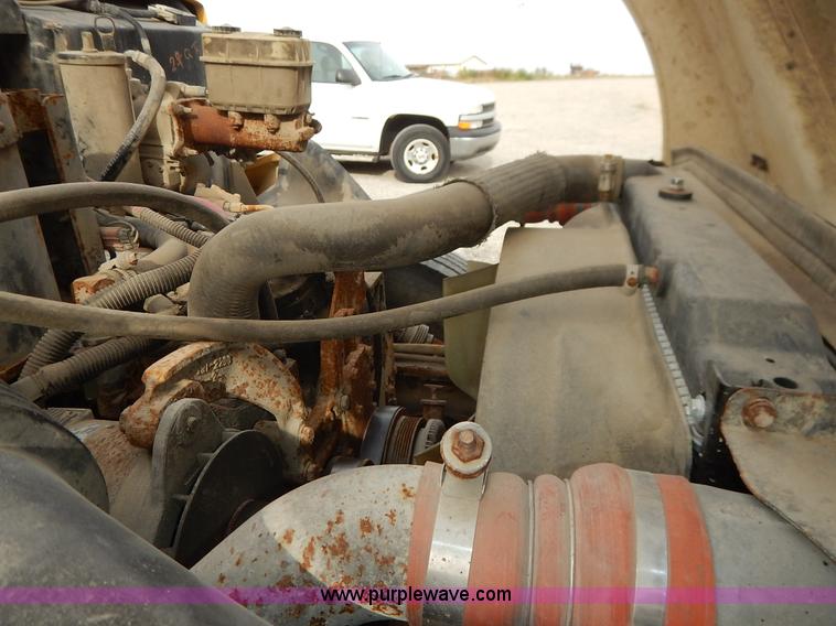 image for item L3529 2004 Blue Bird Vision school bus