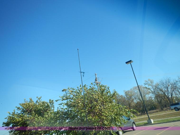 image for item L3538 2003 Ford F150 XL pickup truck