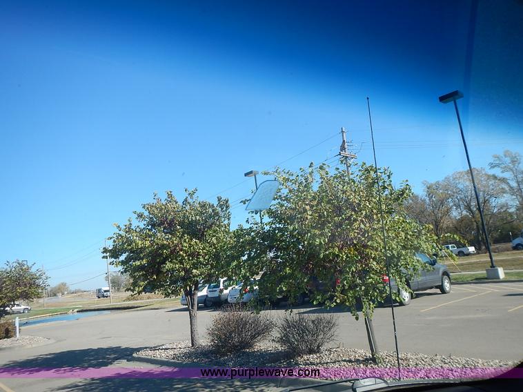 image for item L3538 2003 Ford F150 XL pickup truck