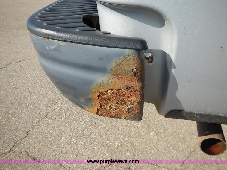 image for item L3538 2003 Ford F150 XL pickup truck