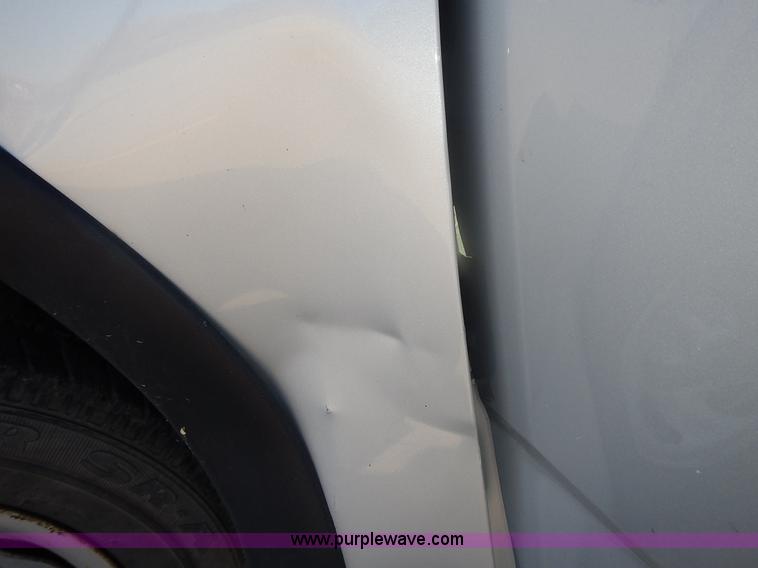 image for item L3538 2003 Ford F150 XL pickup truck