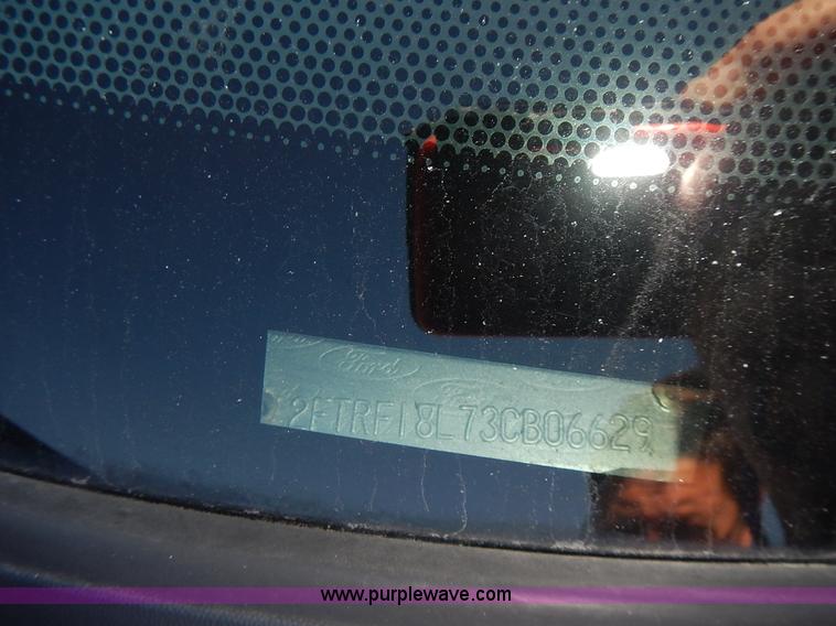 image for item L3538 2003 Ford F150 XL pickup truck