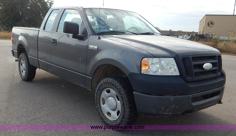 image for item L3548 2007 Ford F150 SuperCab pickup truck