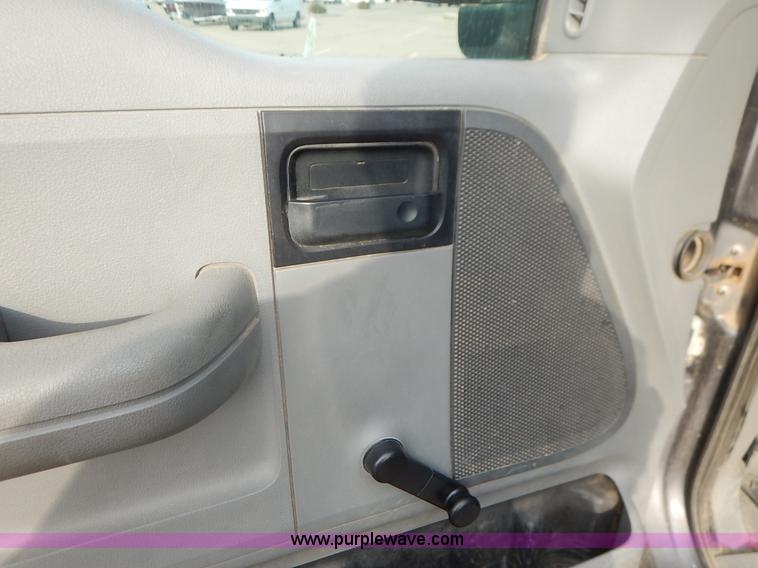 image for item L3548 2007 Ford F150 SuperCab pickup truck