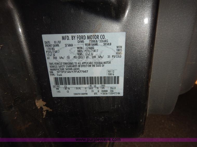 image for item L3548 2007 Ford F150 SuperCab pickup truck