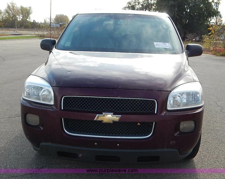 image for item L3549 2008 Chevrolet Uplander LS van