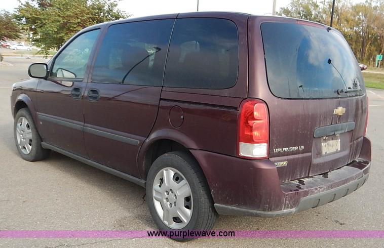 image for item L3549 2008 Chevrolet Uplander LS van