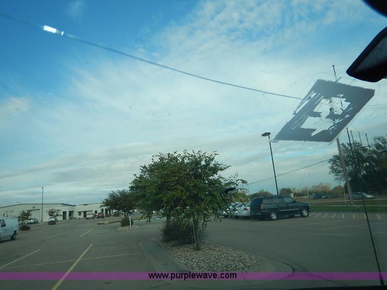 image for item L3549 2008 Chevrolet Uplander LS van