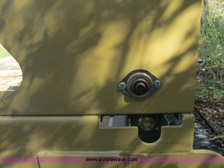 image for item L3858 Land Pride APS1572 seeder