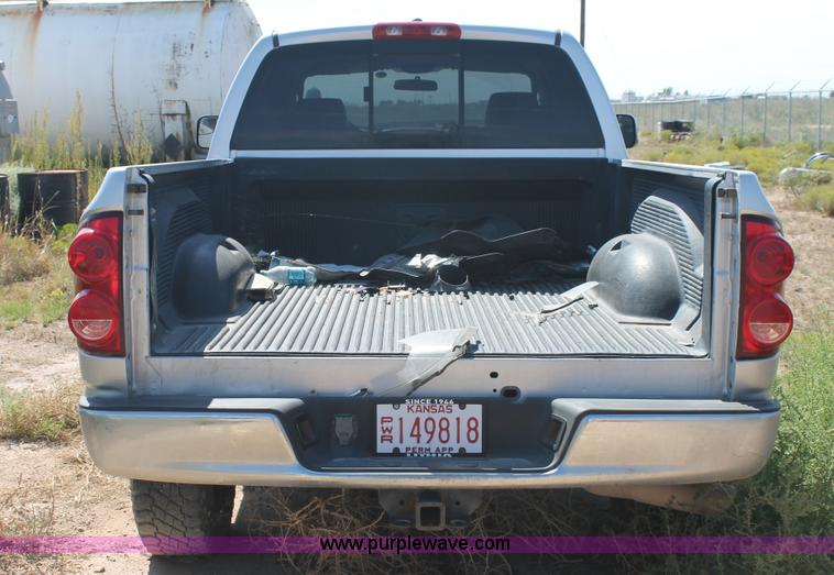 image for item L4453 2008 Dodge Ram 2500 Quad Cab pickup truck