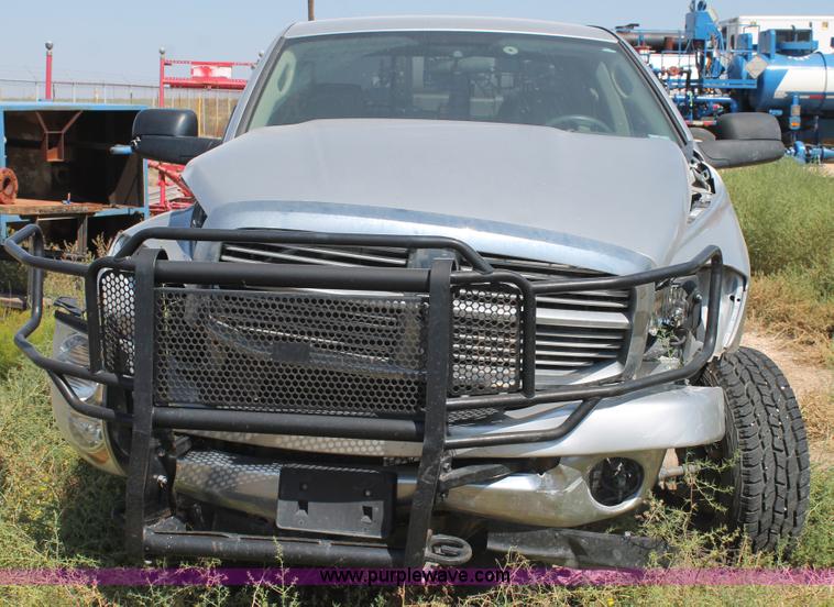 image for item L4453 2008 Dodge Ram 2500 Quad Cab pickup truck