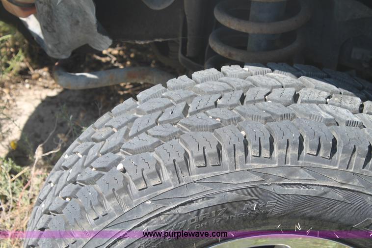 image for item L4453 2008 Dodge Ram 2500 Quad Cab pickup truck