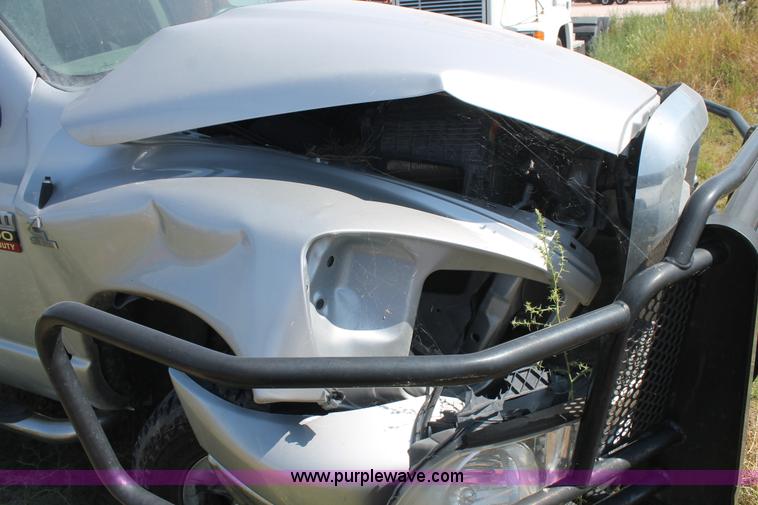 image for item L4453 2008 Dodge Ram 2500 Quad Cab pickup truck