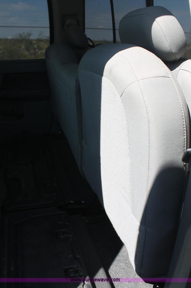 image for item L4453 2008 Dodge Ram 2500 Quad Cab pickup truck