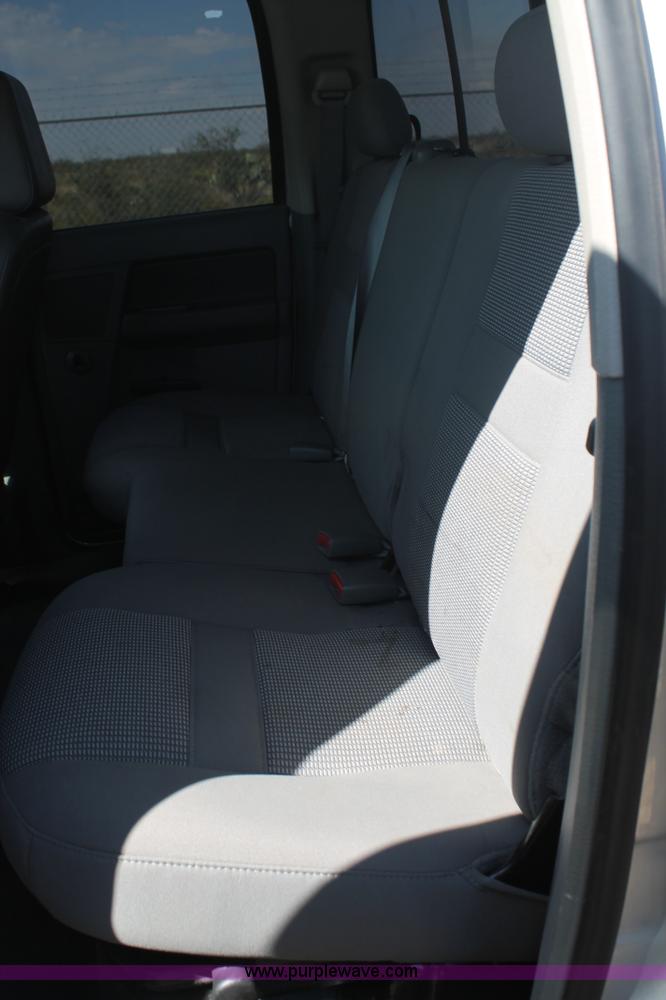 image for item L4453 2008 Dodge Ram 2500 Quad Cab pickup truck