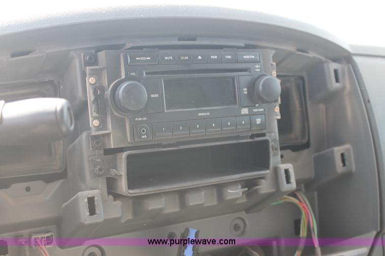 image for item L4453 2008 Dodge Ram 2500 Quad Cab pickup truck