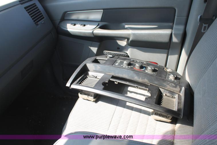 image for item L4453 2008 Dodge Ram 2500 Quad Cab pickup truck