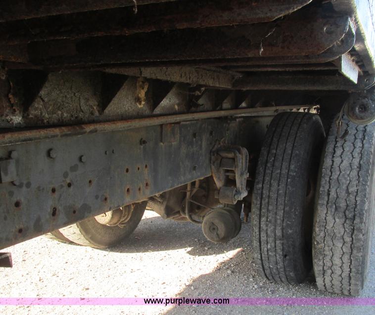 image for item L5306 1986 Volvo White flatbed truck