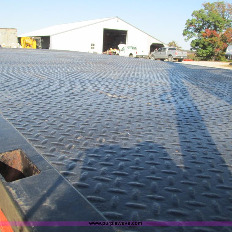 image for item L5306 1986 Volvo White flatbed truck