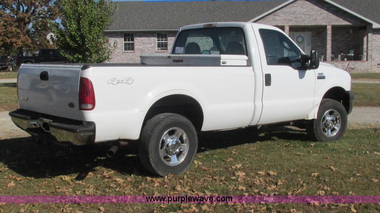 image for item L5308 2007 Ford F250 Super Duty pickup truck