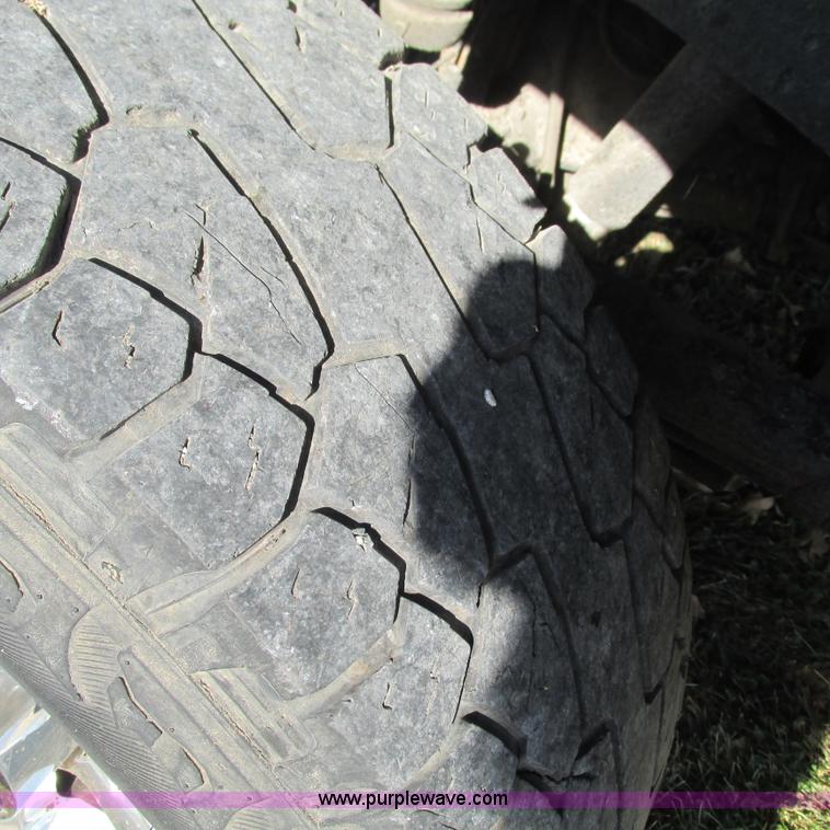 image for item L5308 2007 Ford F250 Super Duty pickup truck