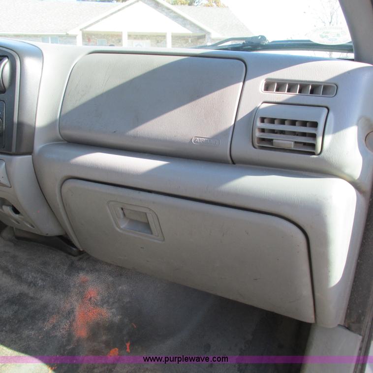 image for item L5308 2007 Ford F250 Super Duty pickup truck