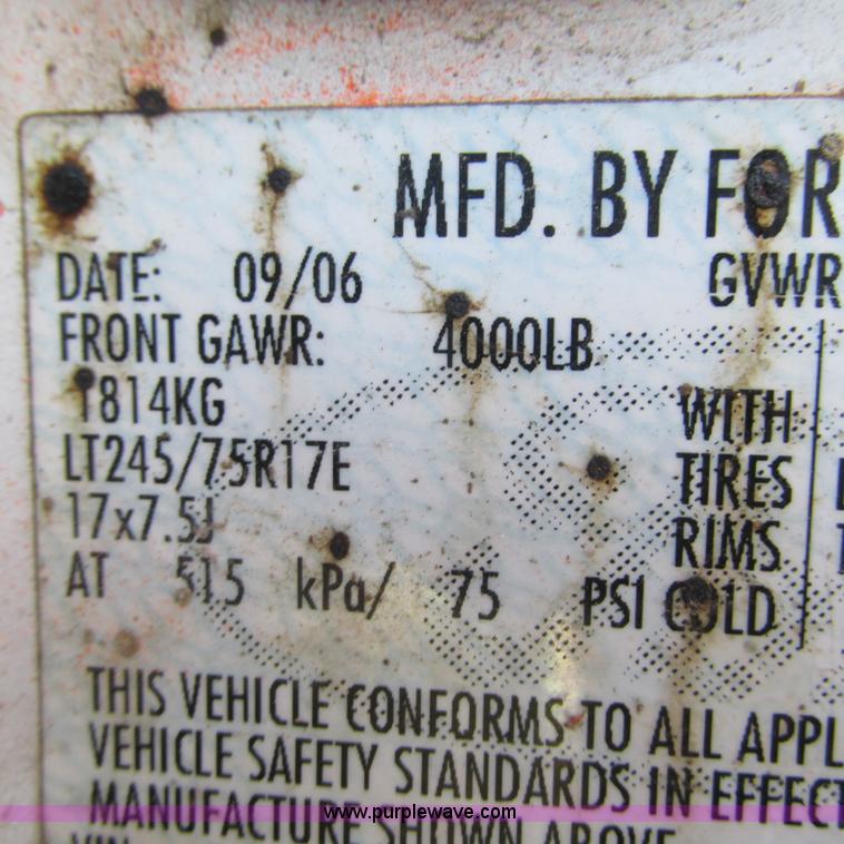 image for item L5308 2007 Ford F250 Super Duty pickup truck