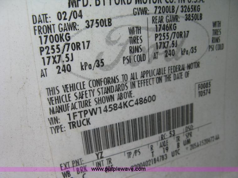 image for item L6424 2004 Ford F150 XLT SuperCrew pickup truck